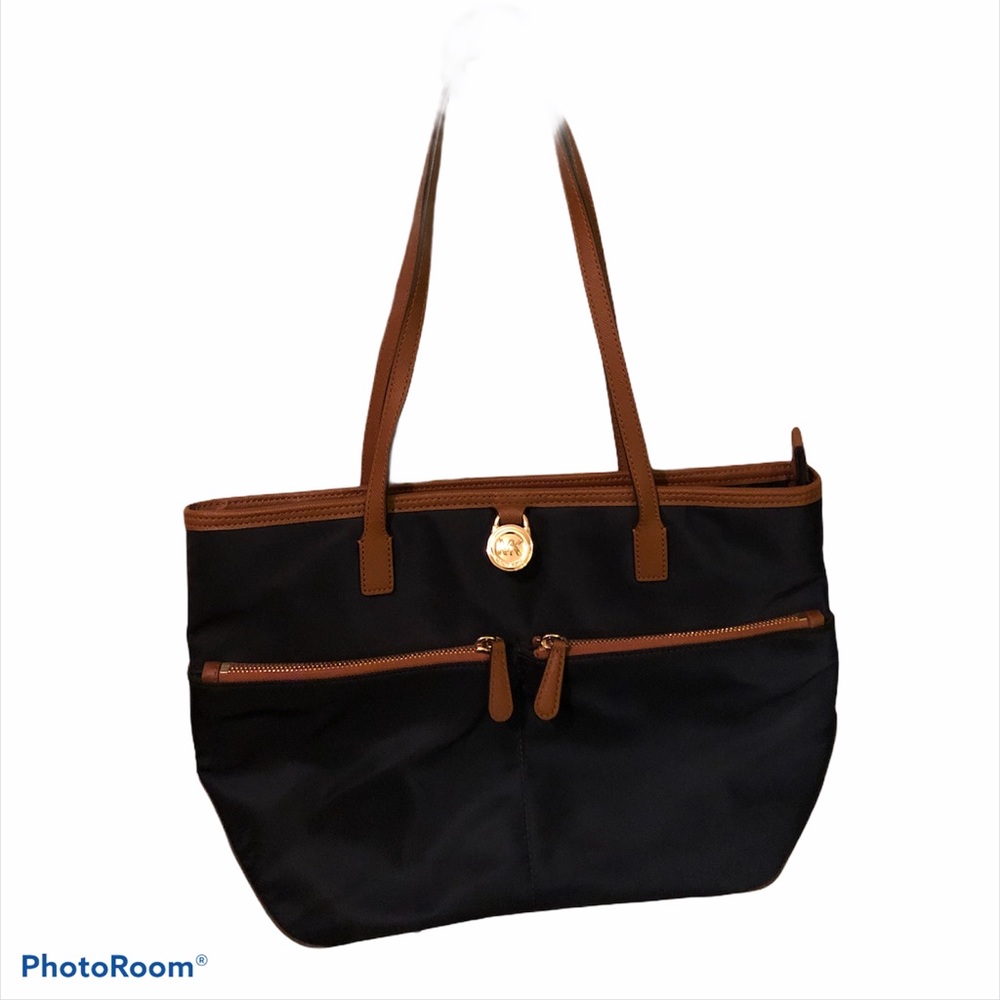 Michael Kors Kempton Over the shoulder purse